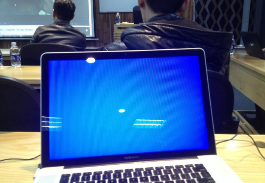 Macbook bị lỗi màn hình xanh